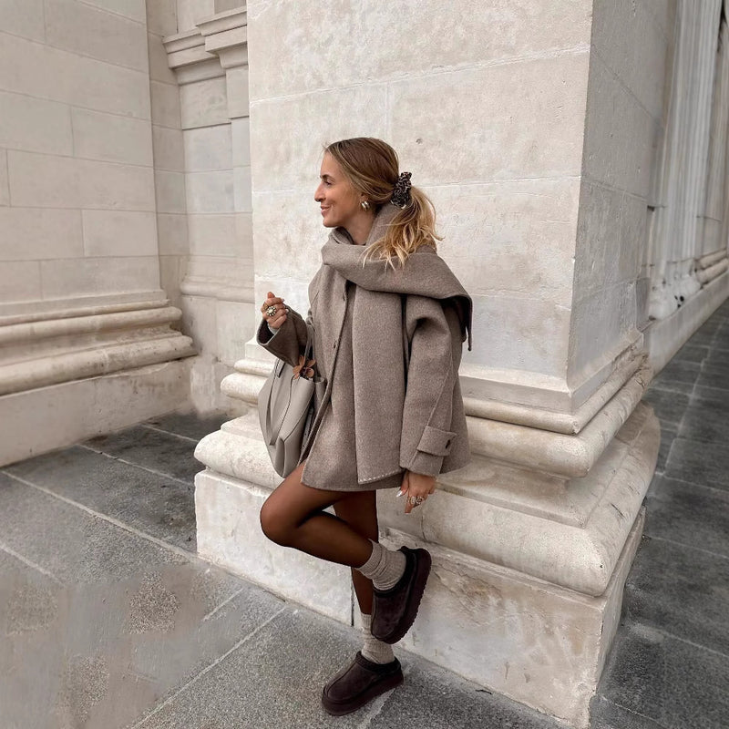 Detachable Scarf Collar Short Coat